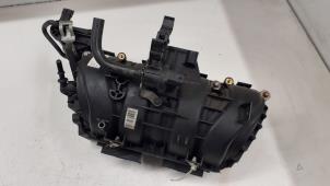 Gebruikte Inlaatspruitstuk Opel Tigra Twin Top 1.4 16V Prijs € 70,00 Margeregeling aangeboden door Autodemontage van de Laar