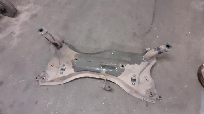 Gebruikte Subframe Nissan Pixo (D31S) 1.0 12V Prijs € 80,00 Margeregeling aangeboden door Autodemontage van de Laar