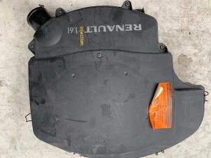 Gebruikte Luchtfilterhuis Dacia Sandero I (BS) 1.6 Prijs € 50,00 Margeregeling aangeboden door Autodemontage van de Laar