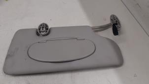 Gebruikte Zonneklep BMW Mini One/Cooper (R50) 1.6 16V One Prijs € 25,00 Margeregeling aangeboden door Autodemontage van de Laar