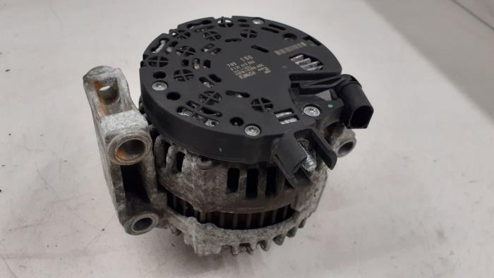 Gebruikte Dynamo Ford S-Max (GBW) 2.0 16V Prijs € 50,00 Margeregeling aangeboden door Autodemontage van de Laar