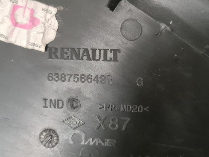 Spiegelkap links van een Renault Captur (2R) 1.5 Energy dCi 90 FAP 2015