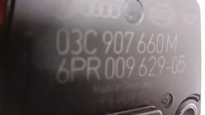 Oliepeil sensor van een Volkswagen Polo V (6R)  2015