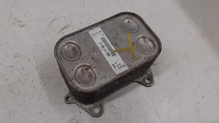 Gebruikte Oliekoeler Volkswagen Polo V (6R) Prijs € 35,00 Margeregeling aangeboden door Autodemontage van de Laar