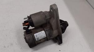 Gebruikte Startmotor Renault Laguna III Estate (KT) 2.0 16V Prijs € 70,00 Margeregeling aangeboden door Autodemontage van de Laar