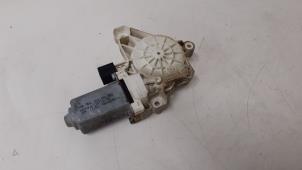 Gebruikte Motor electrisch raam Audi A6 Avant (C8) 2.0 40 TDI Mild Hybrid Prijs € 50,00 Margeregeling aangeboden door Autodemontage van de Laar