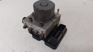 Gebruikte ABS Pomp Mercedes Citan (415.6) 1.5 109 CDI Prijs € 200,00 Margeregeling aangeboden door Autodemontage van de Laar