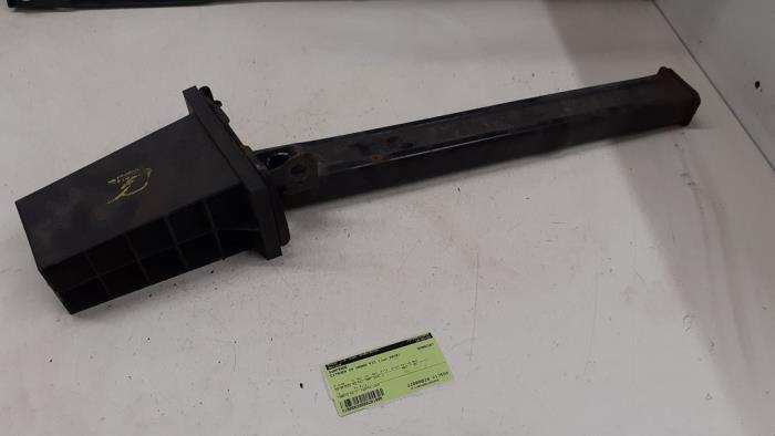 Gebruikte Subframe Citroen C4 Grand Picasso (UA) 2.0 HDiF 16V 165 Prijs € 30,00 Margeregeling aangeboden door Autodemontage van de Laar