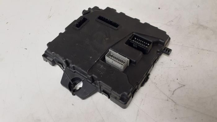 Module Bodycontrol van een Renault Kangoo Express (FW) 1.5 dCi 90 FAP 2015