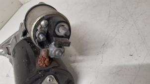 Startmotor van een Opel Corsa D 1.4 16V Twinport 2010