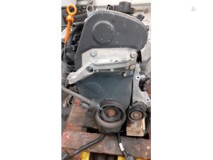 Gebruikte Motor Seat Ibiza III (6L1) 1.4 16V 75 Prijs € 400,00 Margeregeling aangeboden door Autodemontage van de Laar