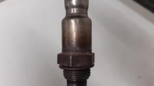 Lambda Sonde van een Peugeot 2008 (CU) 1.2 12V e-THP PureTech 110 2017