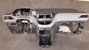Gebruikte Airbag set + dashboard Peugeot 2008 (CU) 1.2 12V e-THP PureTech 110 Prijs € 1.250,00 Margeregeling aangeboden door Autodemontage van de Laar