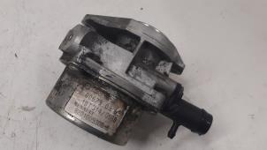 Gebruikte Vacuumpomp (Diesel) Renault Kangoo Express (FW) 1.5 dCi 105 Prijs € 50,00 Margeregeling aangeboden door Autodemontage van de Laar