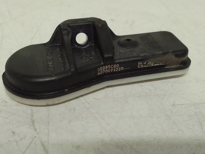 Bandenspanningsensor van een Renault Twingo III (AH) 1.0 SCe 70 12V 2015