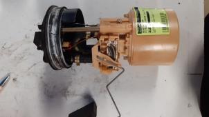 Gebruikte Benzinepomp Citroen Evasion 2.0 CT SX,VSX Turbo Prijs € 35,00 Margeregeling aangeboden door Autodemontage van de Laar