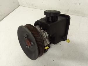 Gebruikte Stuurbekrachtiging Pomp Mercedes Vito (639.6) 2.2 115 CDI 16V Prijs € 125,00 Margeregeling aangeboden door Autodemontage van de Laar