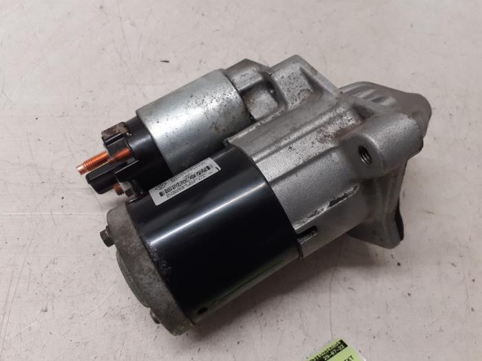 Gebruikte Startmotor Dacia Lodgy (JS/SD0J) 1.6 Sce 100 16V Prijs € 75,00 Margeregeling aangeboden door Autodemontage van de Laar