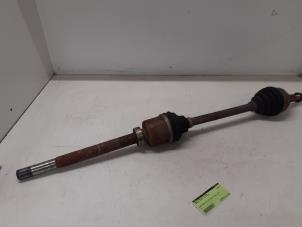 Gebruikte Steekas rechts-voor Renault Trafic (1FL/2FL/3FL/4FL) 1.6 dCi 95 Prijs € 160,00 Margeregeling aangeboden door Autodemontage van de Laar