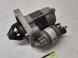 Gebruikte Startmotor Opel Corsa F (UB/UH/UP) 1.2 Turbo 12V 100 Prijs € 90,00 Margeregeling aangeboden door Autodemontage van de Laar