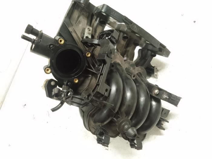 Gebruikte Inlaatspruitstuk Fiat Grande Punto (199) 1.4 Prijs € 30,00 Margeregeling aangeboden door Autodemontage van de Laar