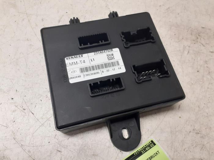 Gebruikte Module Bodycontrol Renault Clio IV (5R) 1.5 Energy dCi 90 FAP Prijs € 55,00 Margeregeling aangeboden door Autodemontage van de Laar
