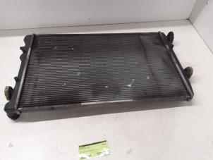 Gebruikte Radiateur Volkswagen Polo IV (9N1/2/3) 1.2 12V Prijs € 25,00 Margeregeling aangeboden door Autodemontage van de Laar