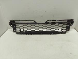 Gebruikte Bumper Rooster Skoda Kamiq Prijs € 75,00 Margeregeling aangeboden door Autodemontage van de Laar