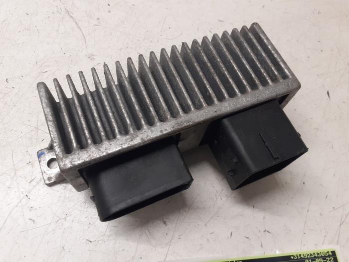 Gebruikte Koeling Module Opel Movano 2.3 CDTi Biturbo 16V FWD Prijs € 30,25 Inclusief btw aangeboden door Autodemontage van de Laar