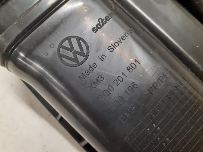 Koolstoffilter van een Volkswagen Polo VI (AW1) 1.0 MPI 12V 2019