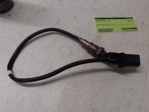 Gebruikte Lambda Sonde Volkswagen Polo VI (AW1) 1.0 MPI 12V Prijs € 60,00 Margeregeling aangeboden door Autodemontage van de Laar