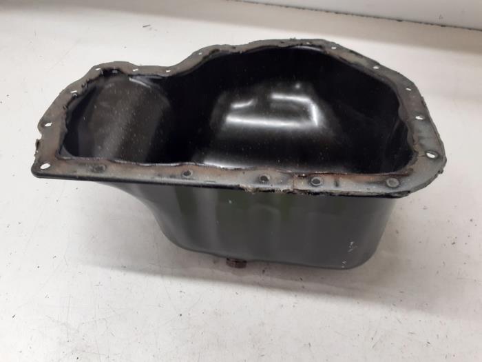 Gebruikte Carterpan Seat Ibiza IV (6J5) 1.2 12V Prijs € 35,00 Margeregeling aangeboden door Autodemontage van de Laar