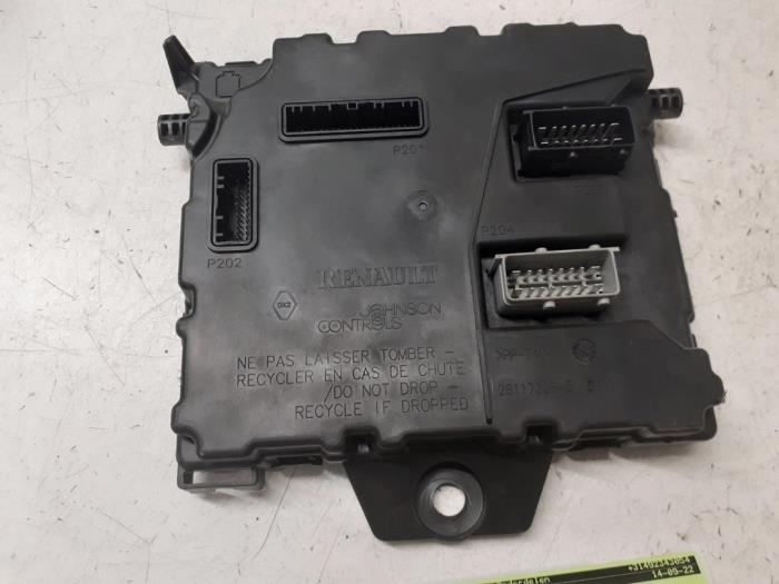 Gebruikte Module Bodycontrol Renault Kangoo Express (FW) 1.5 dCi 90 FAP Prijs € 75,00 Margeregeling aangeboden door Autodemontage van de Laar
