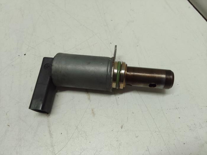 Gebruikte Sensor Nokkenas Volkswagen Golf V (1K1) 1.6 FSI 16V Prijs € 45,00 Margeregeling aangeboden door Autodemontage van de Laar