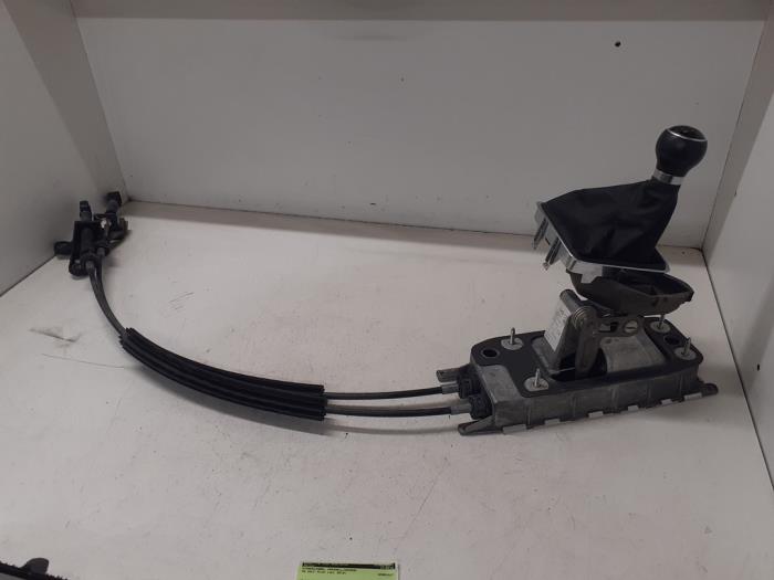 Gebruikte Schakelkabel Versnellingsbak Volkswagen Golf Plus (5M1/1KP) 1.4 16V Prijs € 70,00 Margeregeling aangeboden door Autodemontage van de Laar
