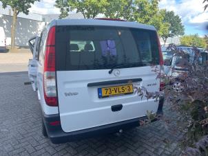 Gebruikte Reflector achterklep links Mercedes Vito (639.6) 2.2 109 CDI 16V Prijs € 15,00 Margeregeling aangeboden door Autodemontage van de Laar
