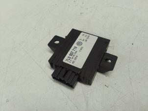 Gebruikte Alarm module Volkswagen Phaeton (3D) 3.2 V6 30V Prijs € 50,00 Margeregeling aangeboden door Autodemontage van de Laar