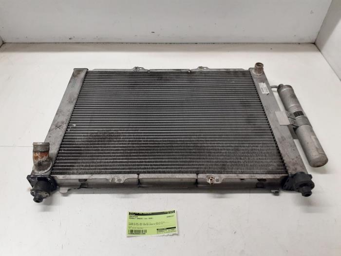 Radiateur van een Renault Kangoo (KC) 1.6 16V 2006