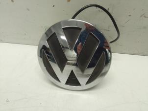 Gebruikte Handgreep Achterklep Volkswagen Phaeton (3D) 3.2 V6 30V Prijs € 50,00 Margeregeling aangeboden door Autodemontage van de Laar