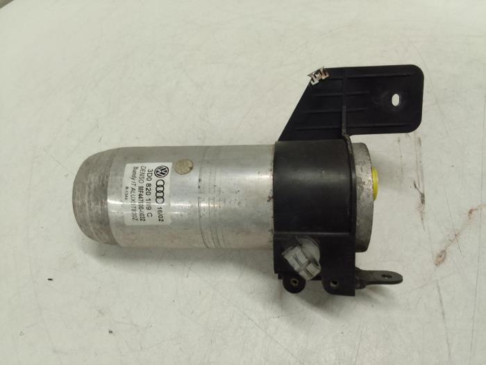 Gebruikte Airco Droger Volkswagen Phaeton (3D) 3.2 V6 30V Prijs € 50,00 Margeregeling aangeboden door Autodemontage van de Laar