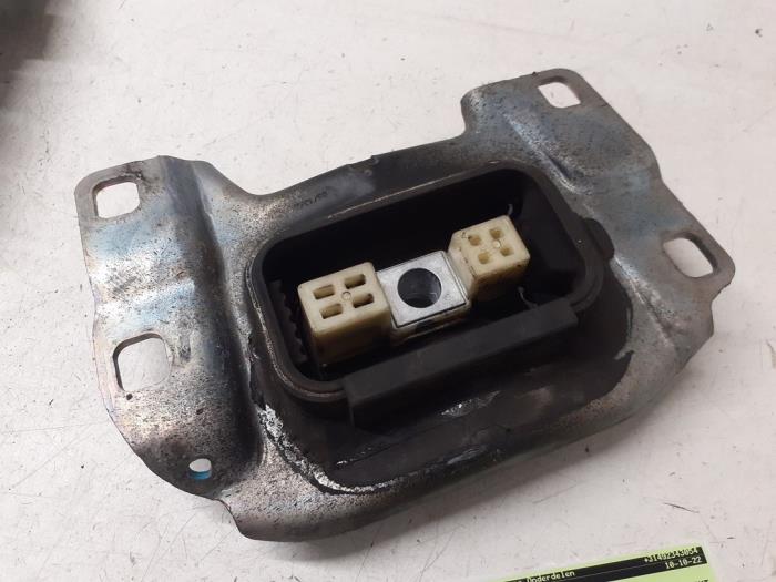 Gebruikte Motorrubber Ford Focus 3 Wagon 1.6 TDCi ECOnetic Prijs € 25,00 Margeregeling aangeboden door Autodemontage van de Laar
