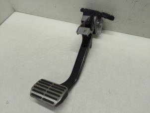 Gebruikte Rempedaal Volkswagen Phaeton (3D) 3.2 V6 30V Prijs € 75,00 Margeregeling aangeboden door Autodemontage van de Laar
