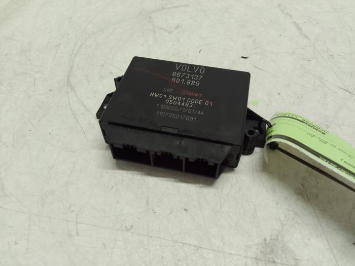 Gebruikte Module PDC Volvo V50 (MW) 2.4 20V Prijs € 60,00 Margeregeling aangeboden door Autodemontage van de Laar