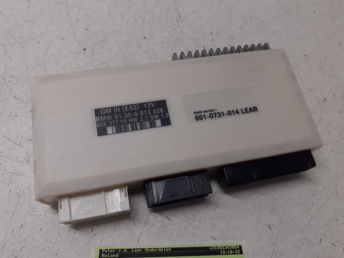 Gebruikte Module Bodycontrol BMW X5 (E53) 4.4 V8 32V Prijs € 100,00 Margeregeling aangeboden door Autodemontage van de Laar