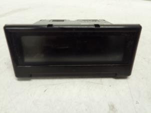 Gebruikte Display Interieur Volvo V50 (MW) 2.4 20V Prijs € 50,00 Margeregeling aangeboden door Autodemontage van de Laar