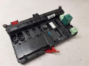 Gebruikte Zekeringkast BMW X5 (E53) 4.4 V8 32V Prijs € 75,00 Margeregeling aangeboden door Autodemontage van de Laar