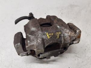 Gebruikte Remklauw (Tang) links-achter BMW X5 (E53) 4.4 V8 32V Prijs € 45,00 Margeregeling aangeboden door Autodemontage van de Laar