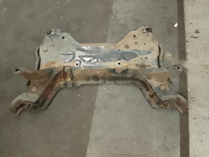 Gebruikte Subframe Peugeot Partner (GC/GF/GG/GJ/GK) 1.6 HDI 90 Prijs € 151,25 Inclusief btw aangeboden door Autodemontage van de Laar