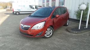 Gebruikte Hoek Carrosserie links-voor Opel Meriva 1.7 CDTI 16V Prijs € 150,00 Margeregeling aangeboden door Autodemontage van de Laar