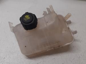 Gebruikte Koelvloeistof Reservoir Renault Grand Scénic III (JZ) 1.5 dCi 110 Prijs € 25,00 Margeregeling aangeboden door Autodemontage van de Laar
